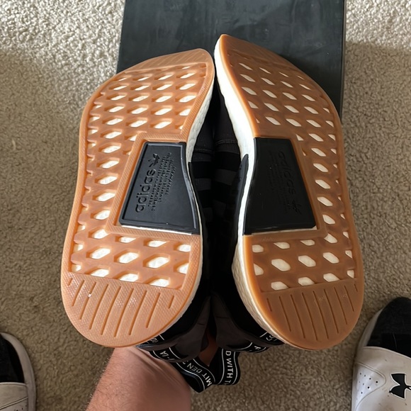 Adidas nmd r2 worn twice - Picture 3 of 4
